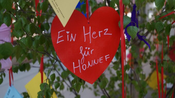 Ehrenamts-Maibaum 2025 -- Foto© Thomas Scheben (32)