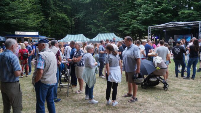Wiesenfest 2025 Samstag -- Foto© Thomas Scheben (3)